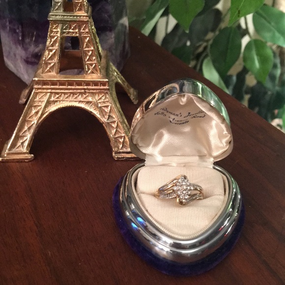 10k Gold Vintage diamond cluster ring w- appraisal - Picture 4 of 13